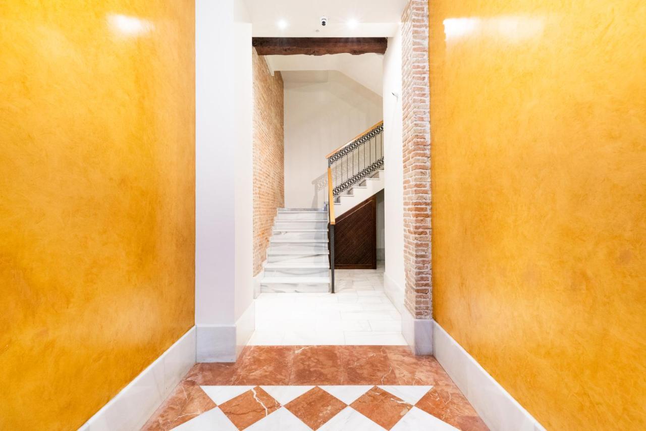 Piso Junto A Mercado De San Agustin Y Catedral En Гранада Экстерьер фото